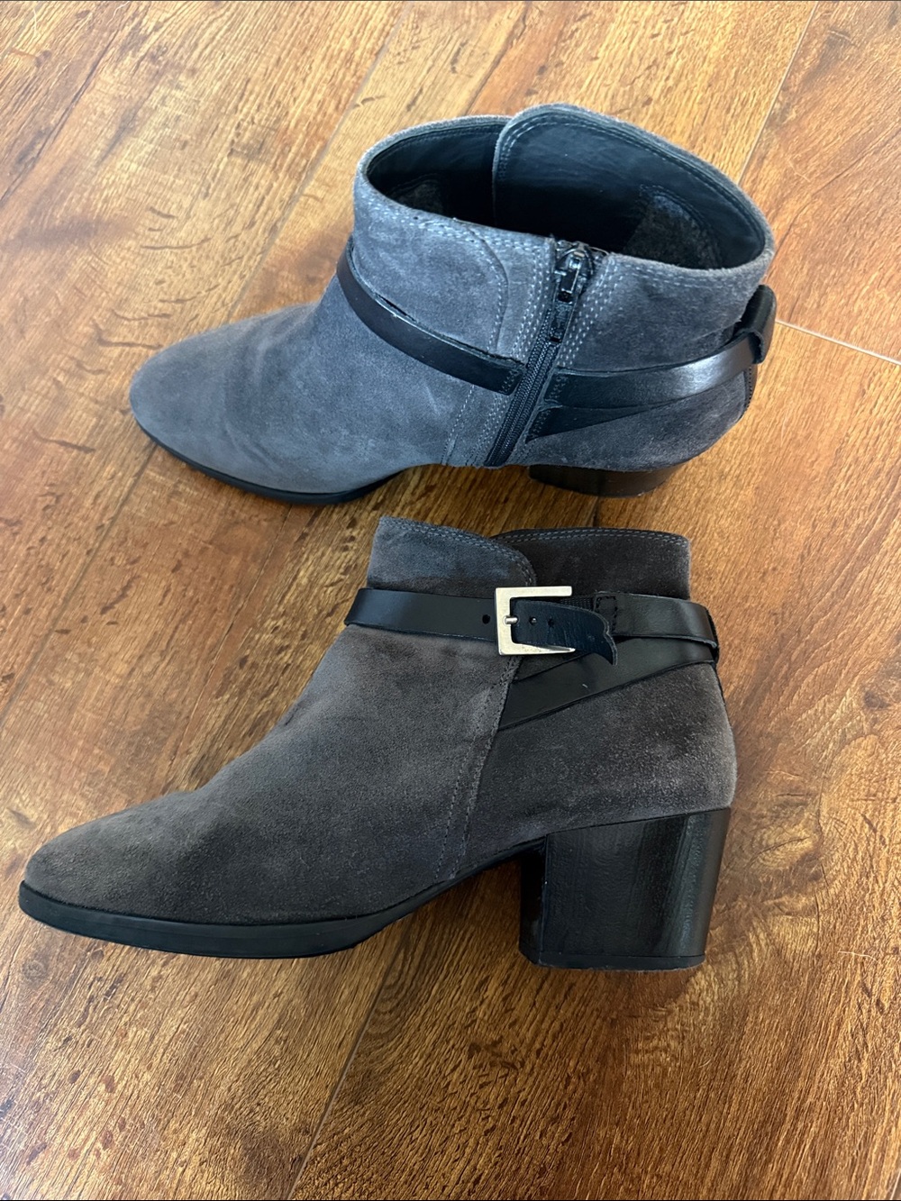 Clarks Booties Size 7.5